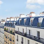 Ideal studio for 2 people - Marché des Batignolles
