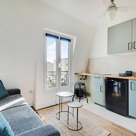 Ideal For 2 People - Marché Des Batignolles